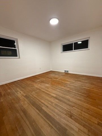 904 Maplewood Dr, Castle Shannon, PA 15234