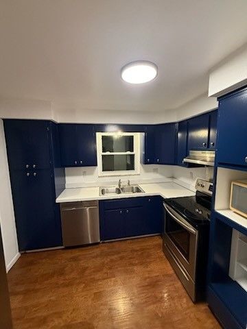 904 Maplewood Dr, Castle Shannon, PA 15234