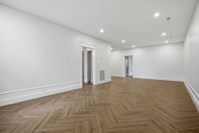 2043 Union Pl, Columbia, TN 38401