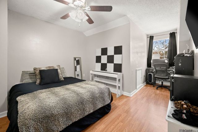 1752 Manor Oak Dr, Baton Rouge, LA 70810