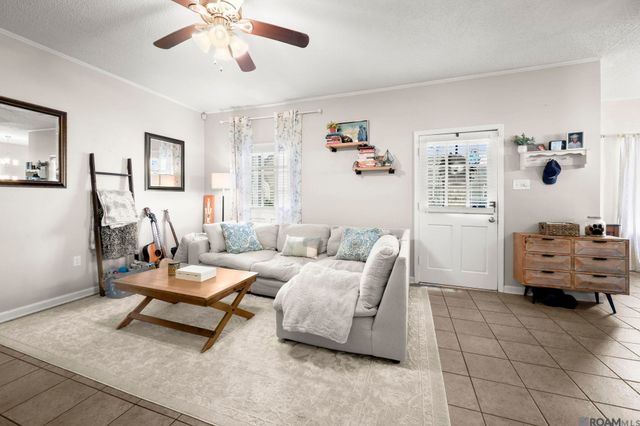 1752 Manor Oak Dr, Baton Rouge, LA 70810