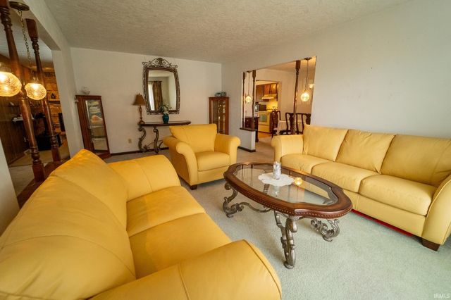 2912 Osage Drive, Kokomo, IN 46902