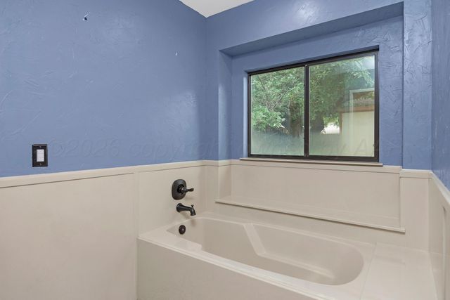 6306 HYDE Parkway, Amarillo, TX 79109