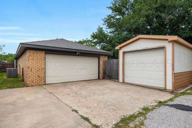 6306 HYDE Parkway, Amarillo, TX 79109