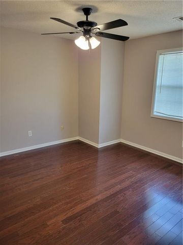 1060 Hillsborough Chase NW, Kennesaw, GA 30144