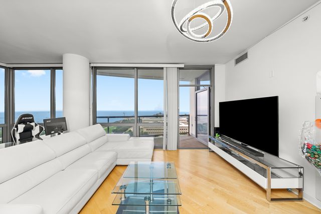 1235 S PRAIRIE Avenue 2101, Chicago, IL 60605