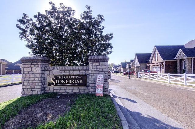 7656 GLEN LAUREL WAY, Unincorporated, TN 38125