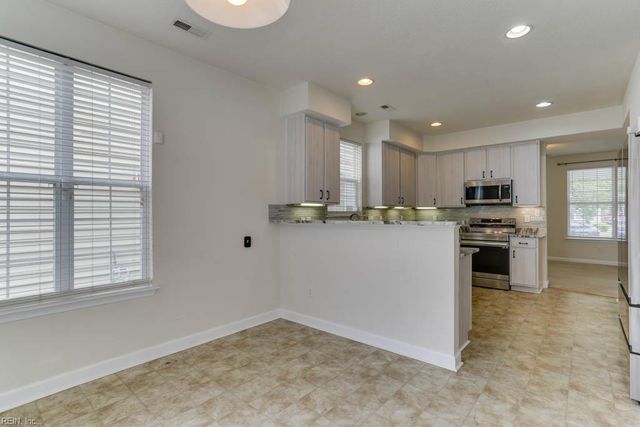 528 Normandy ST, Portsmouth, VA 23701