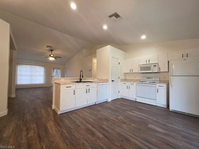 237 Rue Labonne RD, Fort Myers, FL 33913