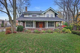 3316 W Wisconsin AVENUE, Milwaukee, WI 53208