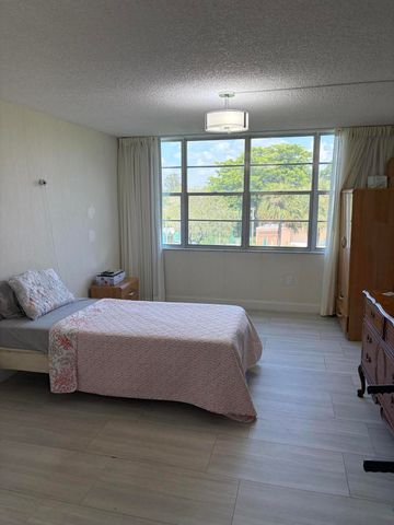 900 SAINT CHARLES Place 311, Pembroke Pines, FL 33026