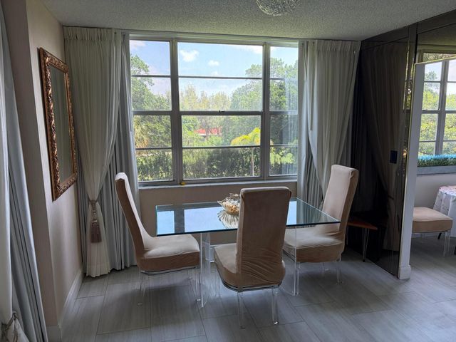 900 SAINT CHARLES Place 311, Pembroke Pines, FL 33026