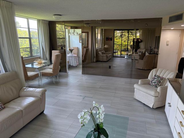 900 SAINT CHARLES Place 311, Pembroke Pines, FL 33026