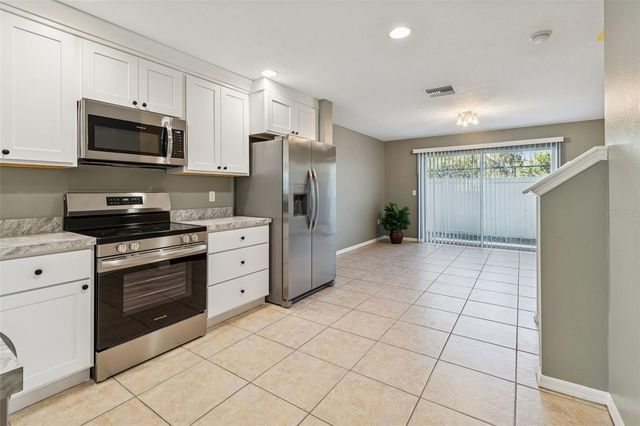 8707 SHELDON CREEK BOULEVARD, Tampa, FL 33615