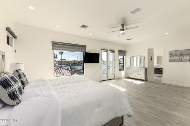 1455 W HEATHER Avenue, Gilbert, AZ 85233