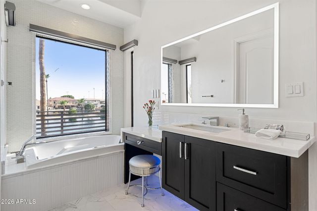 1455 W HEATHER Avenue, Gilbert, AZ 85233