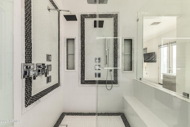 1455 W HEATHER Avenue, Gilbert, AZ 85233