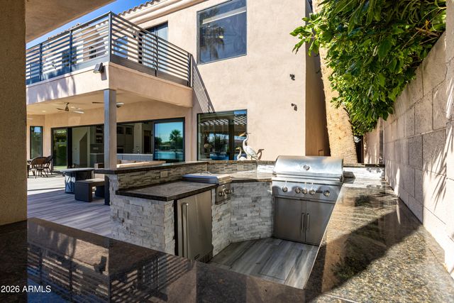 1455 W HEATHER Avenue, Gilbert, AZ 85233