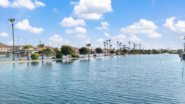 1455 W HEATHER Avenue, Gilbert, AZ 85233