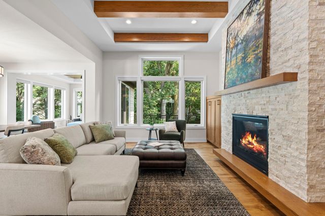 7061 Highland Court, Eden Prairie, MN 55346