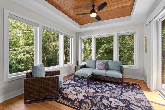 7061 Highland Court, Eden Prairie, MN 55346