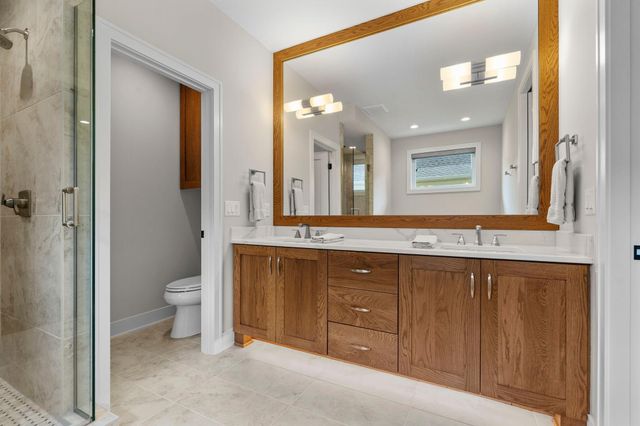 7061 Highland Court, Eden Prairie, MN 55346