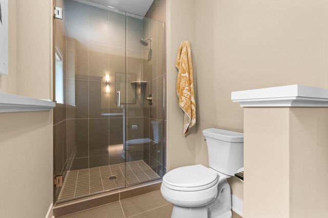 7061 Highland Court, Eden Prairie, MN 55346