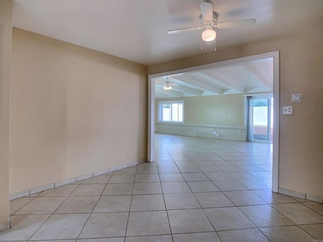 9336 Carlton Hills Blvd, Santee, CA 92071