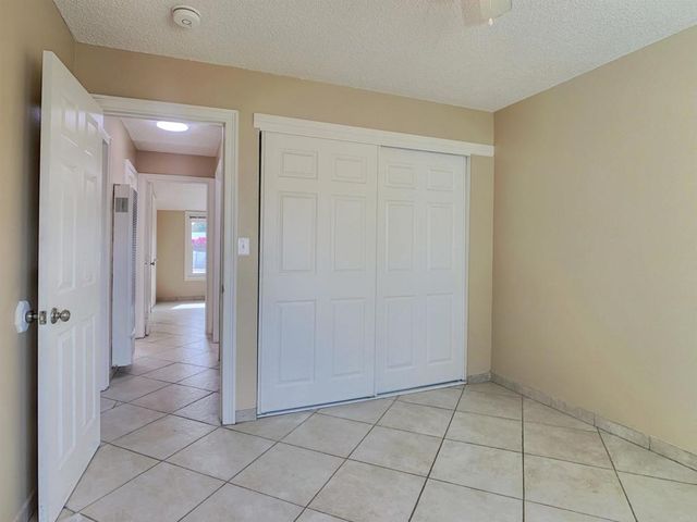 9336 Carlton Hills Blvd, Santee, CA 92071