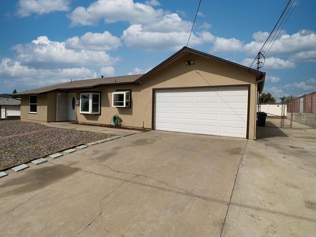 9336 Carlton Hills Blvd, Santee, CA 92071