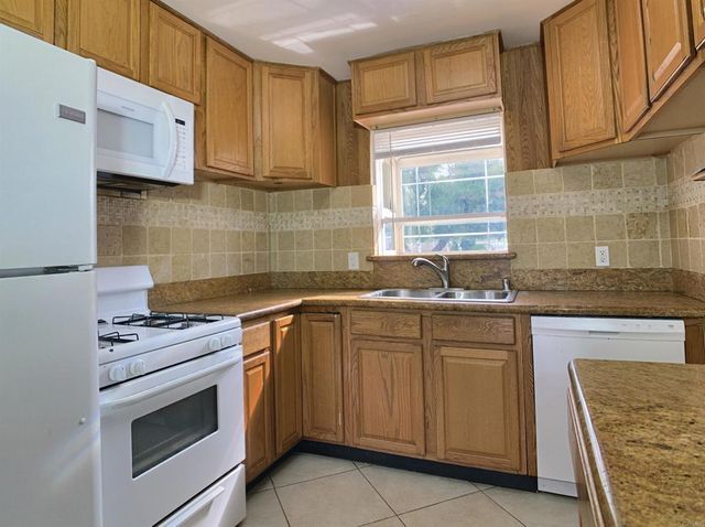 9336 Carlton Hills Blvd, Santee, CA 92071