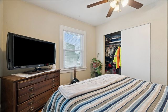 1055 17th Street, Marion, IA 52302