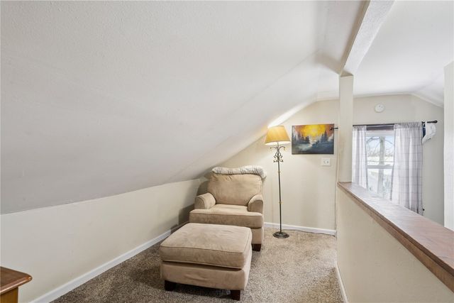 1055 17th Street, Marion, IA 52302