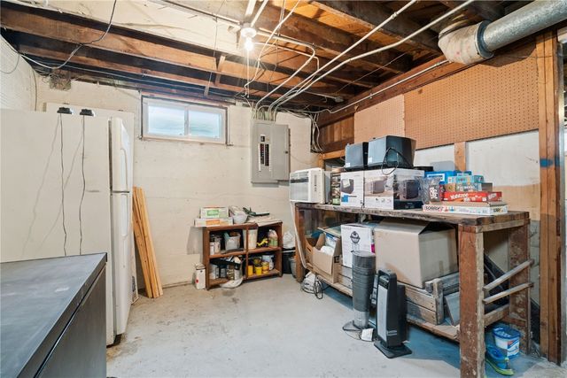 1055 17th Street, Marion, IA 52302