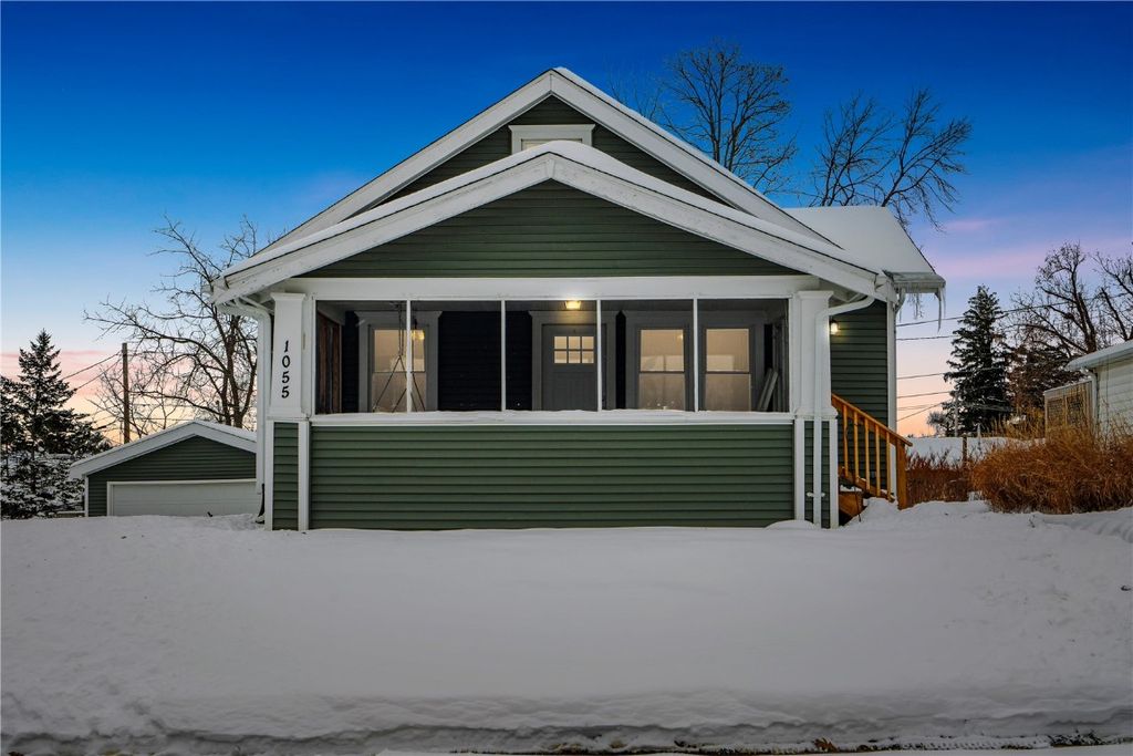 1055 17th Street, Marion, IA 52302