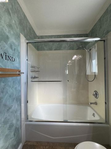 1520 Schenone Ct 2, Concord, CA 94521