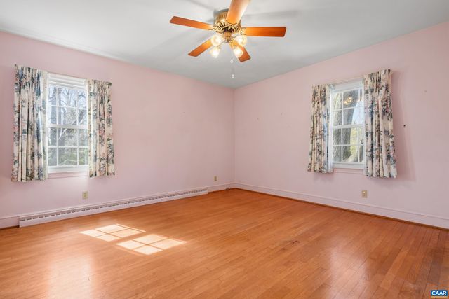 505 W BAKER ST, Gordonsville, VA 22942