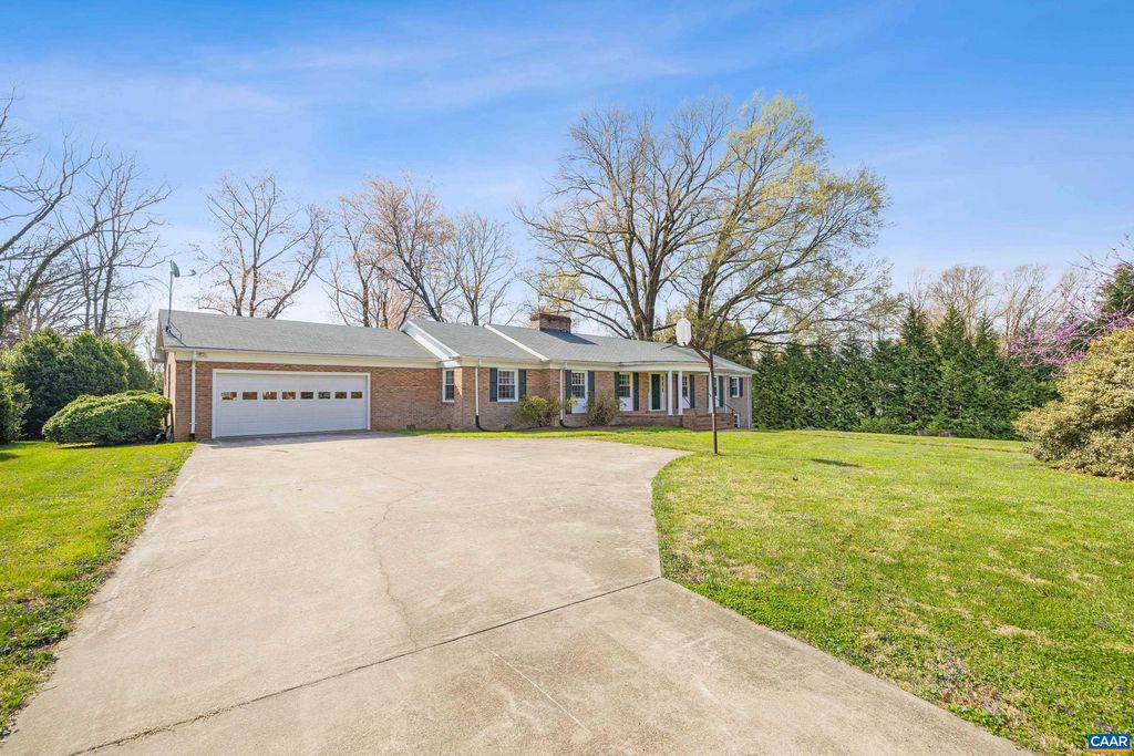 505 W BAKER ST, Gordonsville, VA 22942