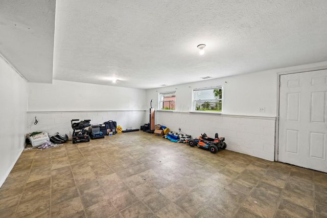 3206 Penfield Road, Columbus, OH 43227