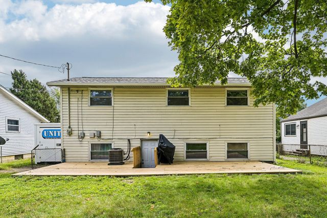 3206 Penfield Road, Columbus, OH 43227