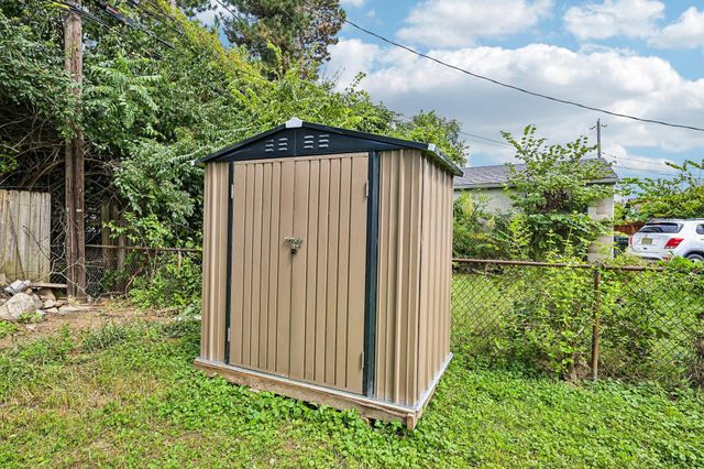 3206 Penfield Road, Columbus, OH 43227