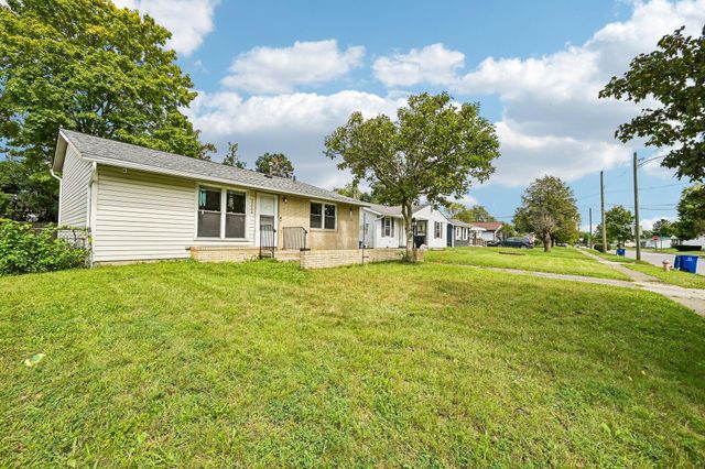 3206 Penfield Road, Columbus, OH 43227