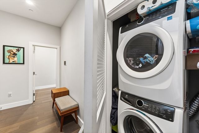 39 A St 22, Boston, MA 02127