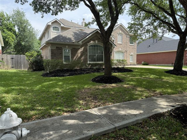 1134 Evandale Lane, Sugar Land, TX 77479