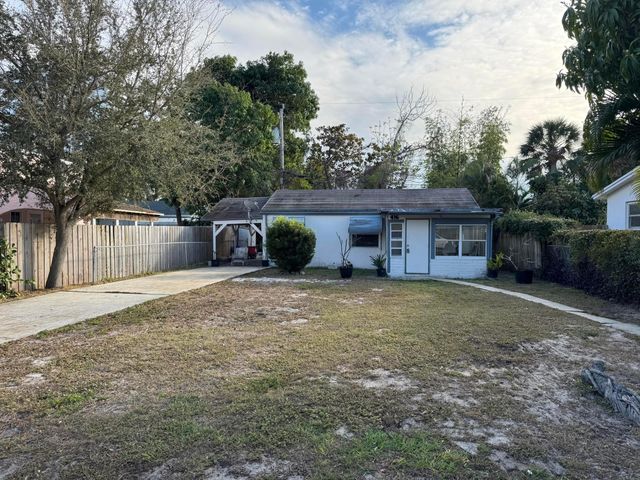 416 58th Street, West Palm Beach, FL 33407