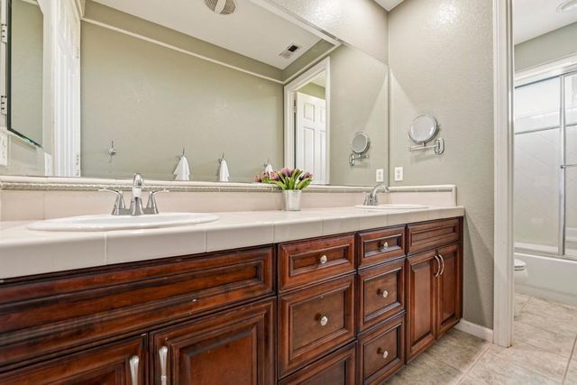 2888 Eastview, Escondido, CA 92025