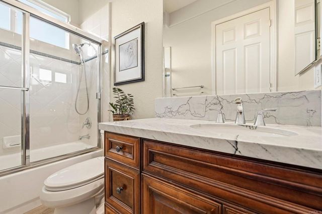 2888 Eastview, Escondido, CA 92025