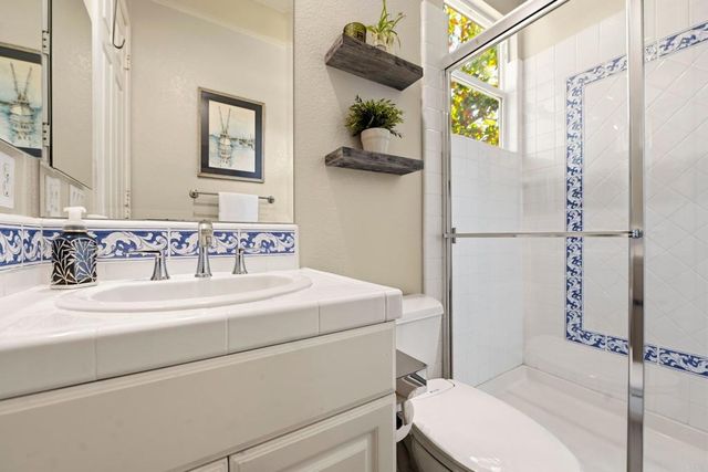 2888 Eastview, Escondido, CA 92025