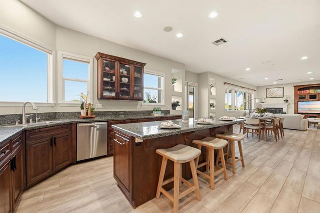 2888 Eastview, Escondido, CA 92025