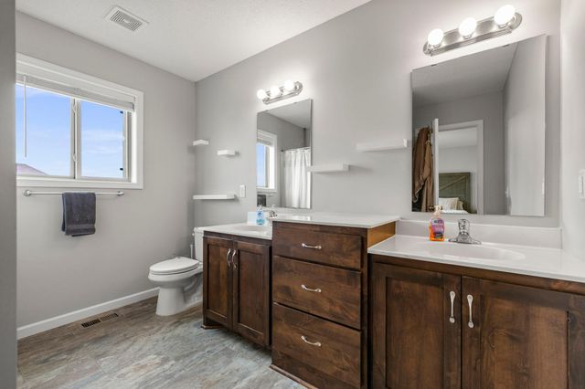 19089 Johnson Street NW, Elk River, MN 55330